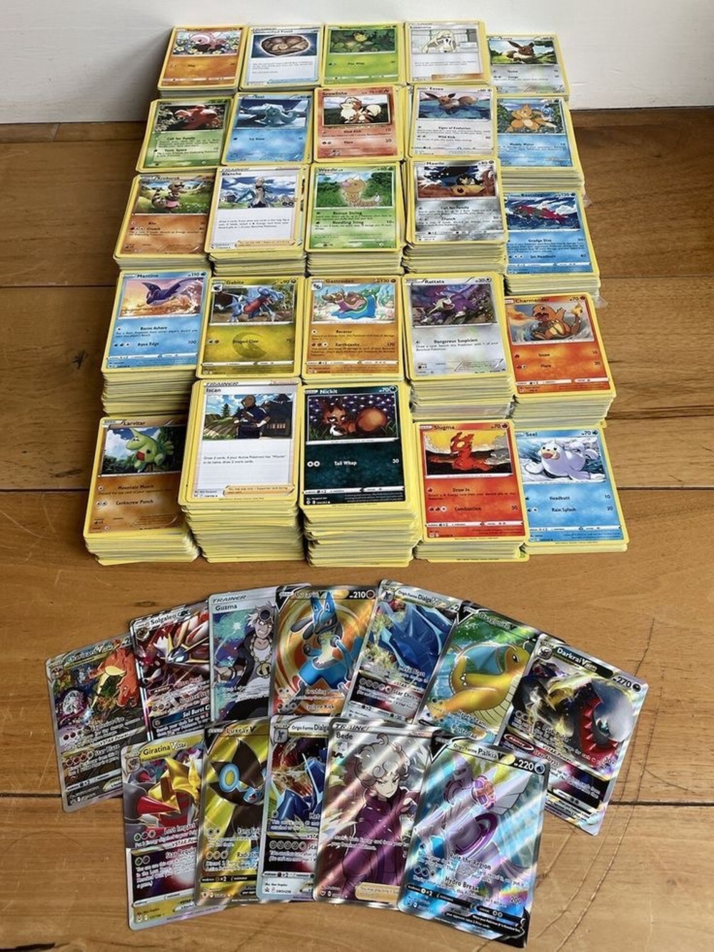 Pokémon Mystery Bundle 🎁 40 Random Cards + EX + Holos